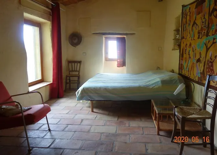 Hébergement de vacances Mas Belavista - 2 Bedrooms, Kitchen, Terrace, View Sainte-Croix-de-Caderle